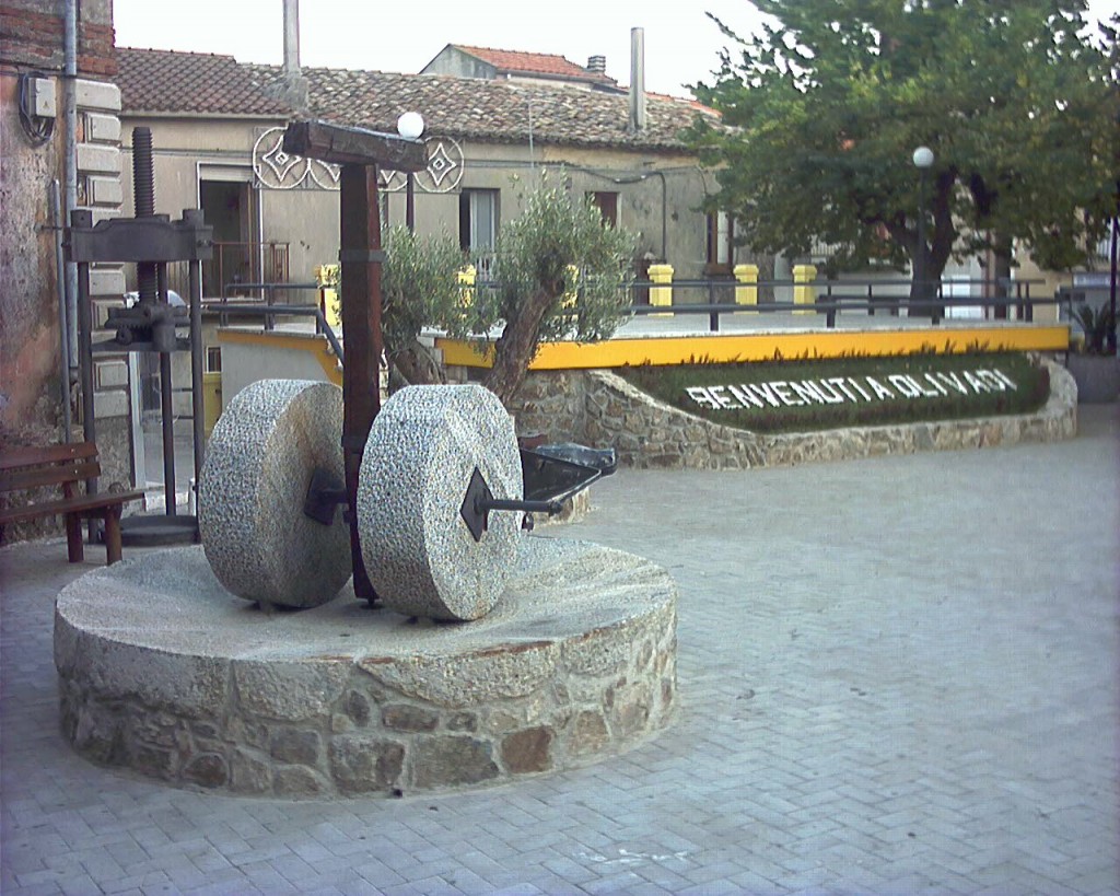 Olivadi, piazza Beato Antonio