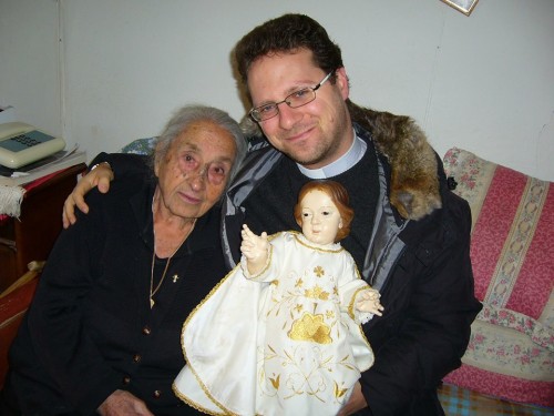 Mariuzza Chiodo con don Antonio Scicchitano